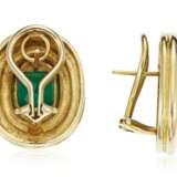 EMERALD AND GOLD EARRINGS WITH AGL REPORT - фото 2