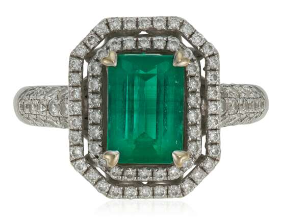 EMERALD AND DIAMOND RING WITH GIA REPORT - фото 1