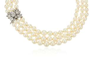 CULTURED PEARL AND DIAMOND NECKLACE WITH GIA REPORT