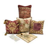 A RED CISELE VELVET AND SILK FRAGMENT CUSHION - фото 1