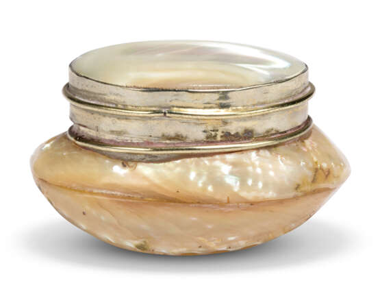 SEVEN MOTHER-OF-PEARL, ABALONE AND IVORY DECORATIVE BOXES - photo 3