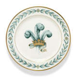 TWELVE ENGLISH PORCELAIN DINNER-PLATES DESIGNED FOR THE PRINCE OF WALES - photo 2
