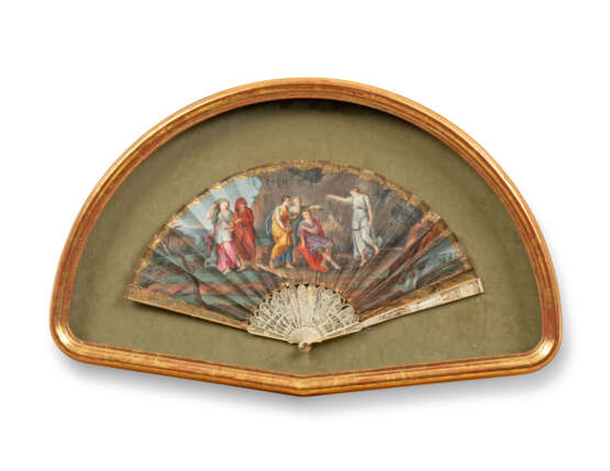 FOUR FANS FROM THE MESSEL-ROSSE FAN COLLECTION: FOUR GILTWOOD CASED FANS - photo 3