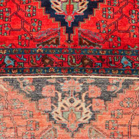 Orientteppich. HAMEDAN/WEST-PERSIEN, um 1900, 200x136 cm. - фото 4