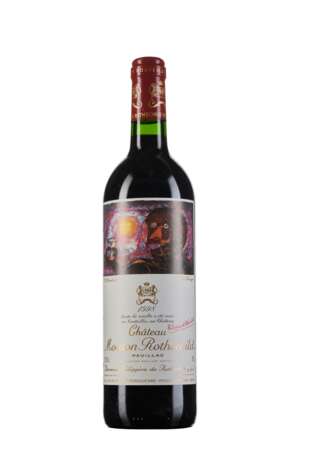 Château Mouton-Rothschild. Château Mouton-Rothschild 1998 - photo 1