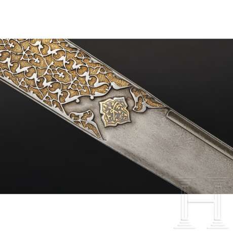 Silbermontierter, geschnittener und goldtauschierter Prunk-Kilic, osmanisch, um 1800 - photo 4
