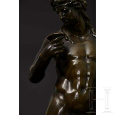 Bronzenes Figurenpaar, Dionysos und Nike darstellend, Frankeich, 19. Jahrhundert - Foto 3