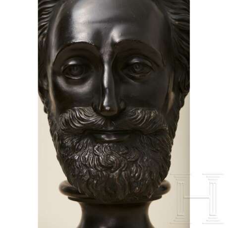 Überlebensgroßer bronzener Portraitkopf König Heinrichs IV., Frankreich, 19. Jahrhundert - Foto 7