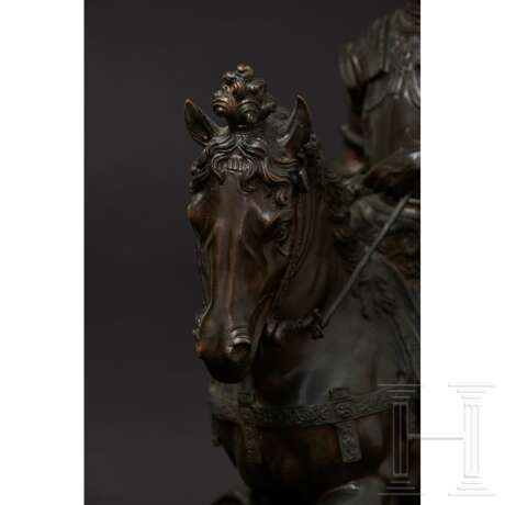 Ein Paar großer Bronzen berittener Condottieri, nach Vorbildern aus der Renaissance, Italien, um 1870 - Foto 13