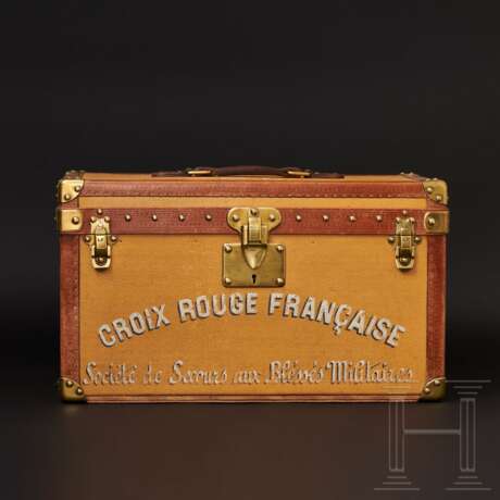 Sehr seltener Louis Vuitton Koffer für das Französische Rote Kreuz, um 1914 - Foto 1