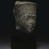 AN EGYPTIAN GRANODIORITE HEAD OF AMUN - photo 2