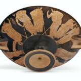 AN ATTIC RED-FIGURED KYLIX - фото 4