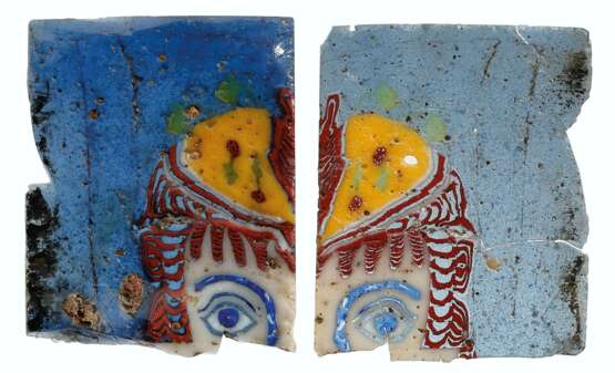 TWO FRAGMENTARY ROMAN MOSAIC GLASS THEATER MASKS INLAYS - фото 1
