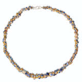 A CARTHAGINIAN YELLOW, WHITE AND BLUE GLASS EYE-BEAD NECKLAC... - Foto 1