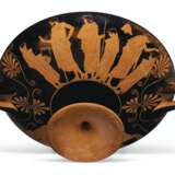 AN ATTIC RED-FIGURED KYLIX - фото 2