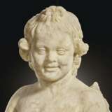 A ROMAN MARBLE EROS WITH A SHELL - Foto 6