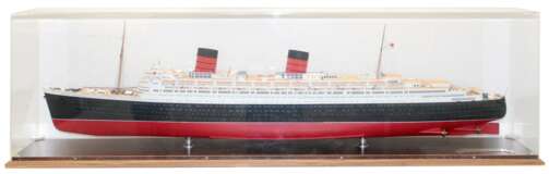 RMS Queen Elizabeth. - photo 3