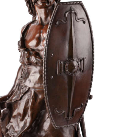 Skulpture „Bronzeskulptur Gallischer Krieger Levi“, Charles Octave Levy (1820 - 1899), Emaille, Gemischte Technik, 398, 1899 - Foto 7