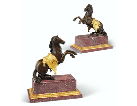 A PAIR OF ORMOLU-MOUNTED BRONZE MODELS OF REARING HORSES - photo 2