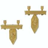 Remond, Francois. A PAIR OF DIRECTOIRE ORMOLU TWIN-BRANCH WALL-LIGHTS - Foto 1