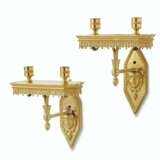 Remond, Francois. A PAIR OF DIRECTOIRE ORMOLU TWIN-BRANCH WALL-LIGHTS - Foto 3