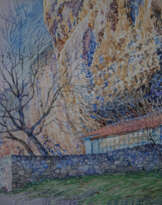 Притулился. Притулился.