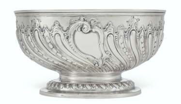 A WILLIAM IV SILVER PUNCH BOWL