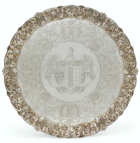 A GEORGE IV SILVER LARGE SALVER - Foto 1