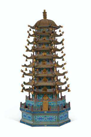 A MASSIVE CHINESE CLOISONNÉ ENAMEL MODEL OF A PAGODA - photo 1