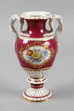 Meissen Schlangenhenkelvase ”Blütenbukett” - photo 1