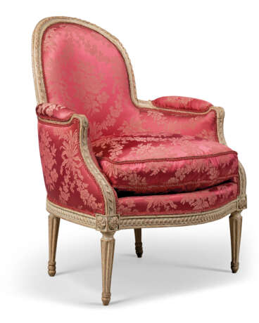 A LOUIS XVI GREY-PAINTED BERGERE - photo 2