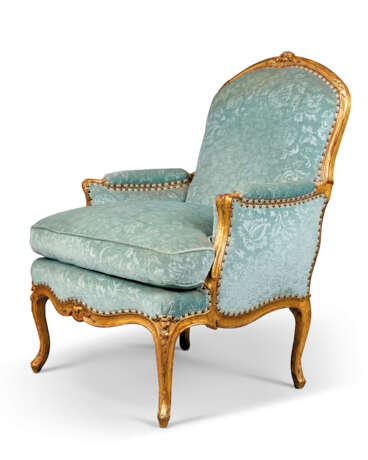 A LOUIS XV GILTWOOD LARGE BERGERE - photo 2