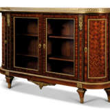 A FRENCH ORMOLU-MOUNTED KINGWOOD, ROSEWOOD AND BOIS SATINE PARQUETRY COMMODE - photo 2