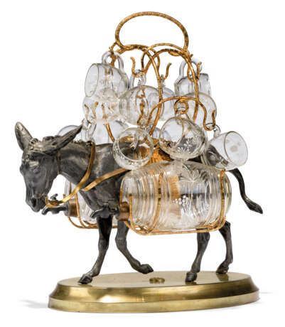 A SOUTH EUROPEAN GILT AND SILVERED-METAL AND ENAMELLED AND ETCHED-GLASS CAVE A LIQUEUR - Foto 1