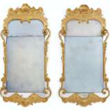 A PAIR OF GEORGE I GILT-GESSO MIRRORS - фото 1