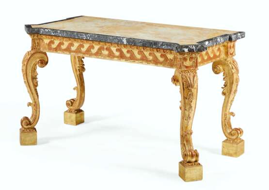 A PAIR OF ENGLISH GILTWOOD SIDE TABLES - фото 2