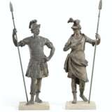 A LARGE PAIR OF PATINATED METAL FIGURES OF MARS AND MINERVA - Foto 1