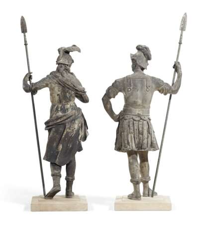 A LARGE PAIR OF PATINATED METAL FIGURES OF MARS AND MINERVA - фото 2