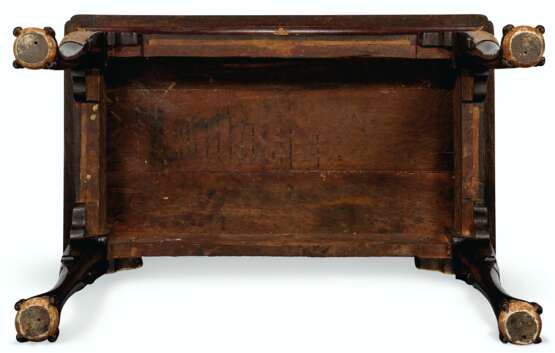 A GEORGE II MAHOGANY AND PARCEL-GILT SIDE TABLE - фото 4