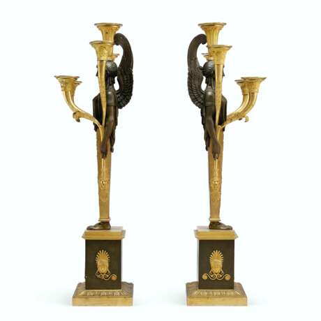 A PAIR OF EMPIRE ORMOLU AND PATINATED BRONZE FIVE-LIGHT CANDELABRA - фото 4