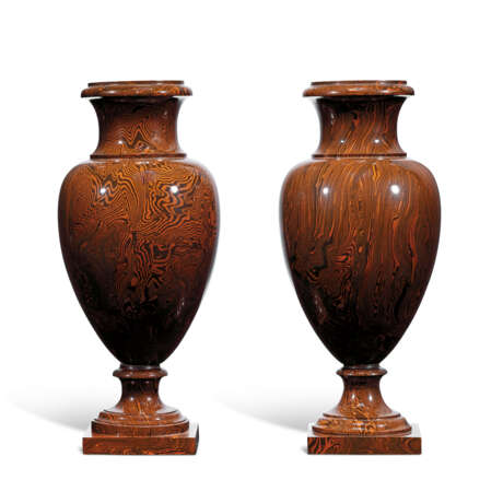 A PAIR OF FRENCH STONEWARE FAUX AGATE VASES - photo 3
