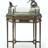 AN AUSTRIAN PATINATED BRONZE AND VERTE DE MER MARBLE AQUARIUM, ON STAND - фото 2
