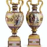 A LARGE PAIR OF VIENNA STYLE PORCELAIN POLYCHROME SNAKE-HANDLED VASES - фото 3