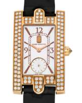 HARRY WINSTON, A LADIES' WRISTWATCH WITH MOTHER-OF-PEARL DIAL, REF. 310LQR “AVENUE MODEL”