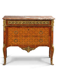 A LOUIS XV TRANSITIONAL ORMOLU-MOUNTED TRELLIS PARQUETRY-INLAID GREEN-STAINED FRUITWOOD, AMARANTH AND TULIPWOOD COMMODE