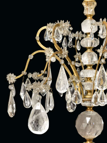 A LARGE ITALIAN ROCK-CRYSTAL AND CUT-GLASS-MOUNTED GILT-METAL EIGHT-LIGHT CHANDELIER - фото 3