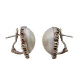 Ohrringe mit Mabeperle ca. 10,5 mm und je 5 Brillanten, - Foto 2
