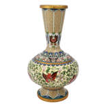 CHINA Paar Cloisonné-Vasen, 20. Jahrhundert. - Foto 4