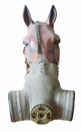 Sowjetunion: Pferdegasmaske. Leinenartiges Tuch - photo 2