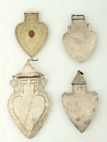 Vier Asyk aus Silber, teilvergoldet mit Steinbesatz, zwei mit Inschriften - Foto 2